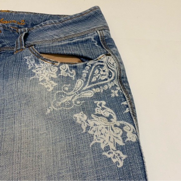 ⭐️ 51. Bubblegum capri jeans size 7/8 - Picture 4 of 10